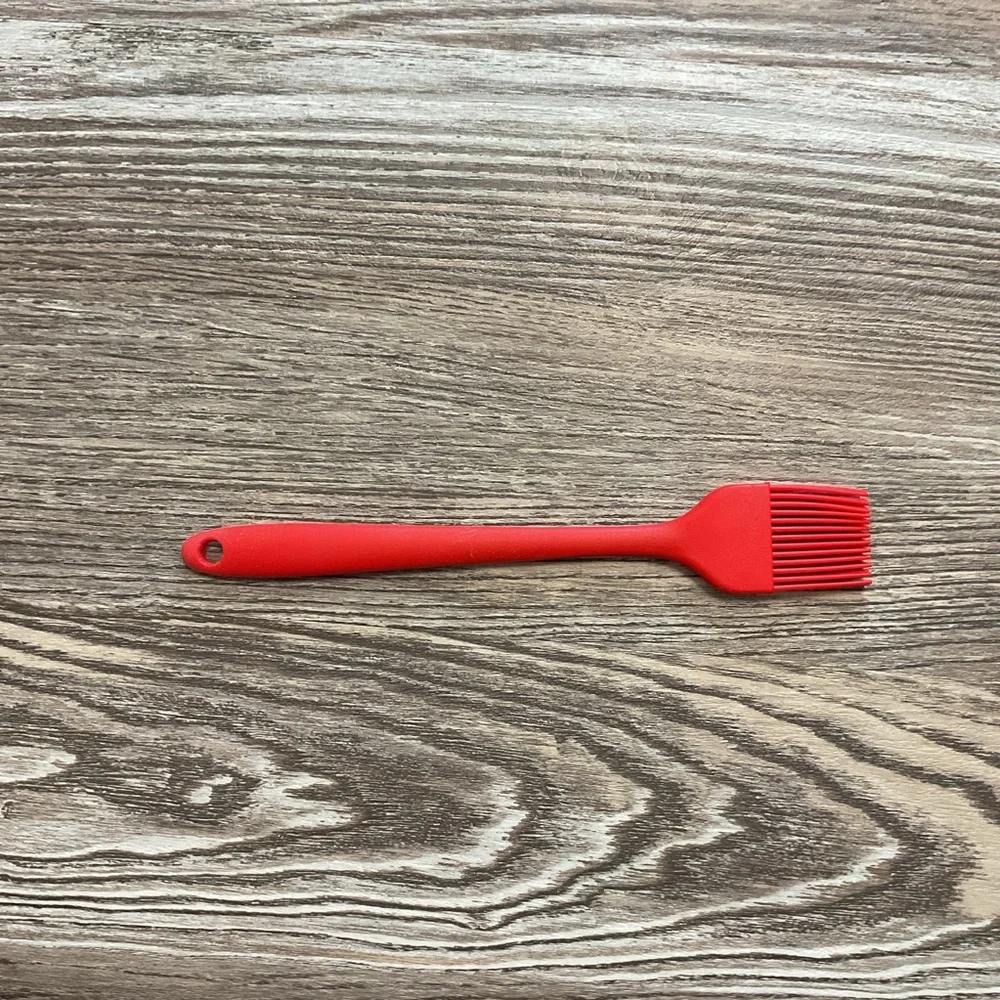 Thyme & Table 9 Piece Bread Kit, Dough Scraper and Basting Brush NWT